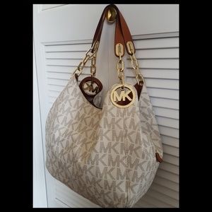 Large Michael Kors Fulton Jet Set Vanilla